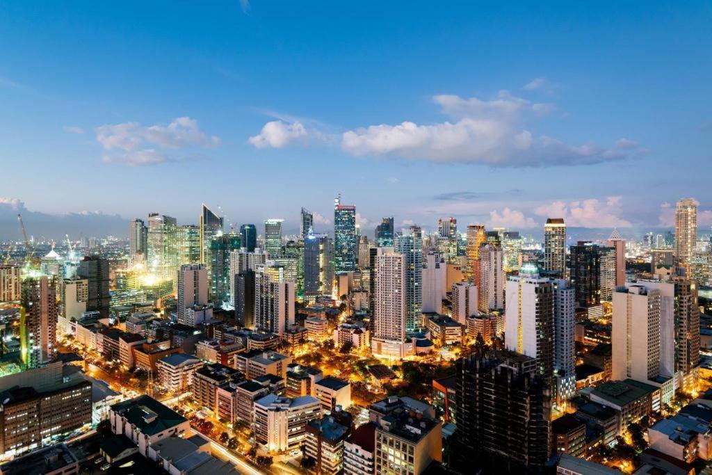 Lancaster Hotel Manila Мандалуйонг Экстерьер фото